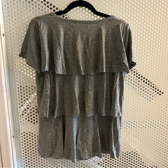 Chaser Grey Ruffle-back Shirt Size Medium NWT - Picture 2 of 2